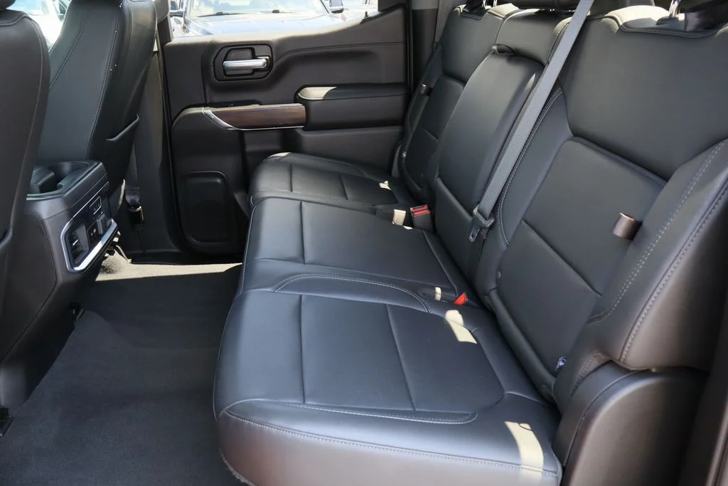 Used 2020 Red GMC SLT image 27