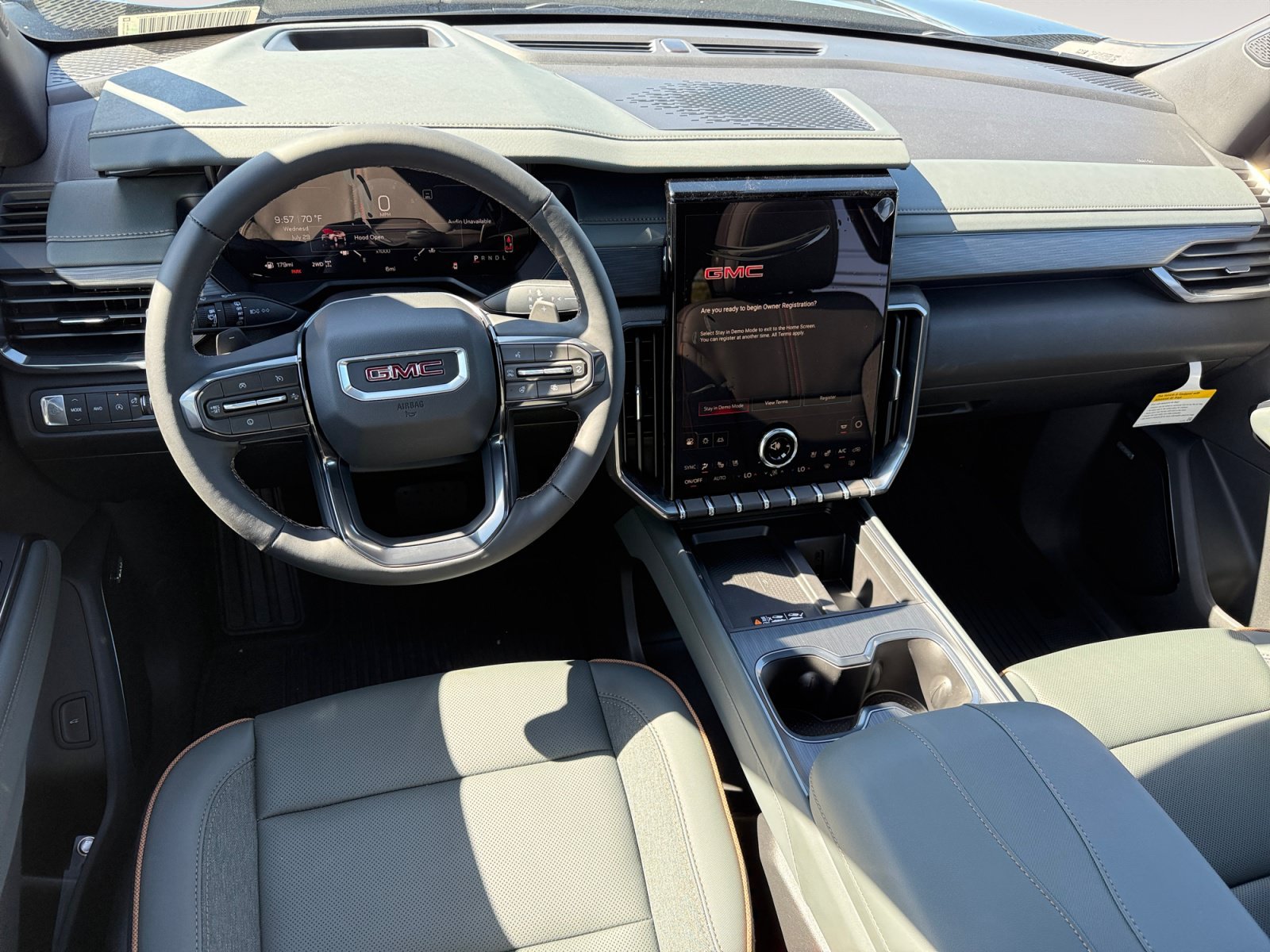 2026 GMC Acadia AT4 - Photo 15