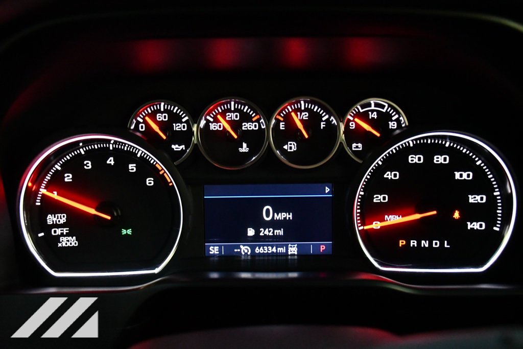 Used 2020 IRIDESCENT PEARL TRICOAT Chevrolet RST image 13