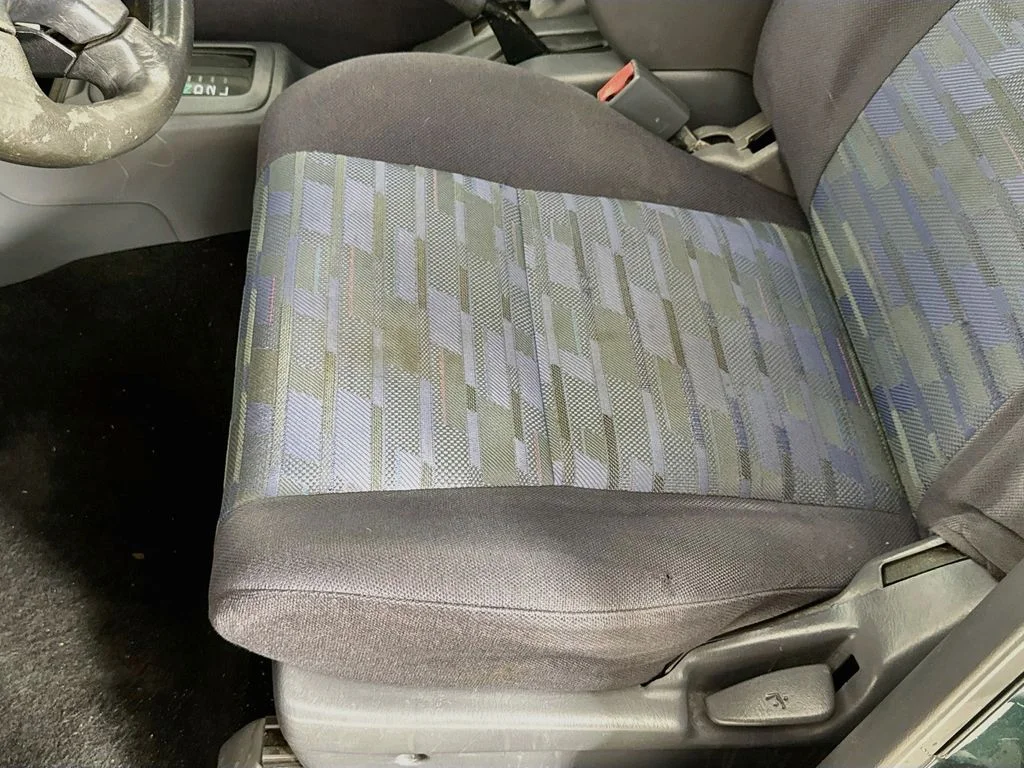 Used 1997  Toyota Base image 20