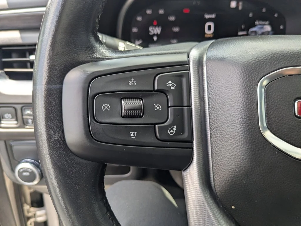 Used 2022 Pearl Beige Metallic GMC SLT image 23