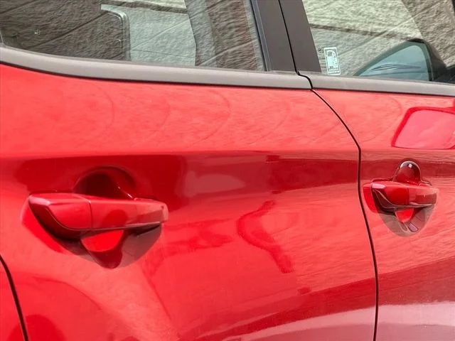 Used 2021 Red Hyundai SE image 11