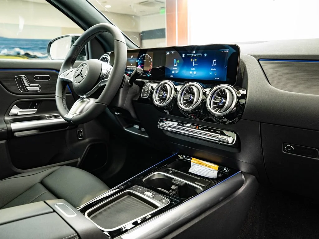 New 2026 Cirrus Silver Metallic Mercedes-Benz GLA 250 image 48