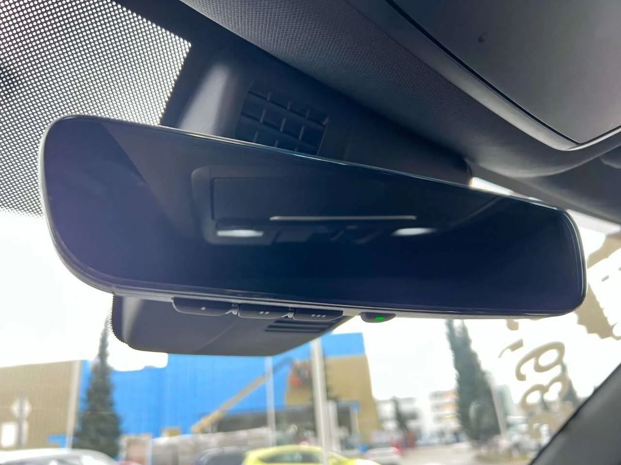 Used 2023  Mazda Signature image 24