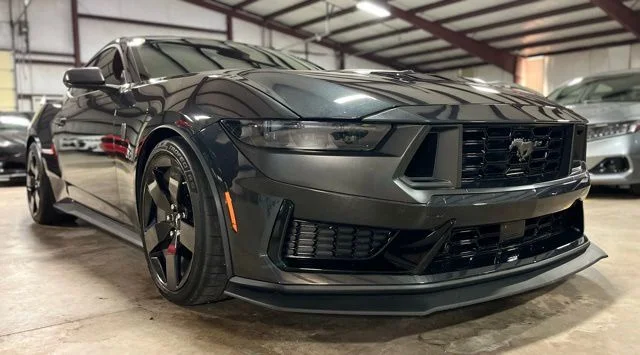 2024 Ford Mustang Dark Horse's photo