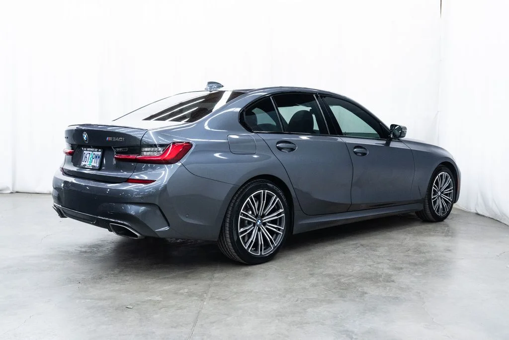 Used 2021 Gray BMW M340i xDrive image 6