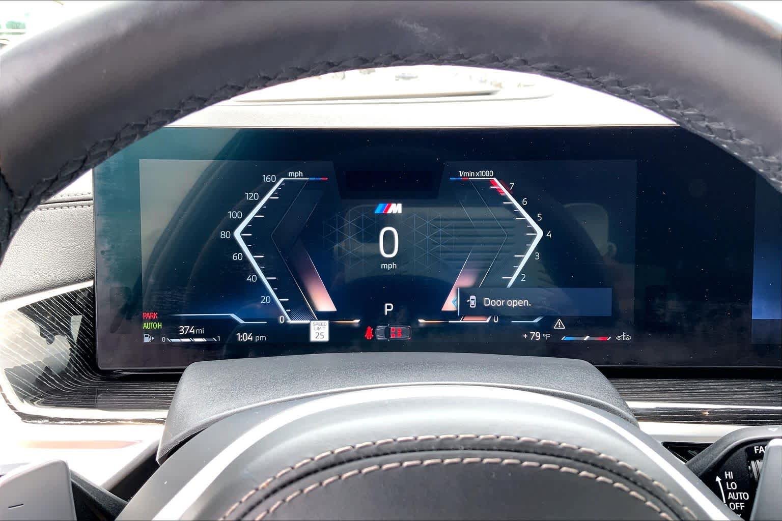 Used 2025 Skyscraper Grey Metallic BMW xDrive40i image 24
