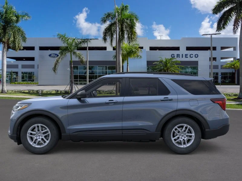 New 2026 Vapor Blue Metallic Ford Active image 25