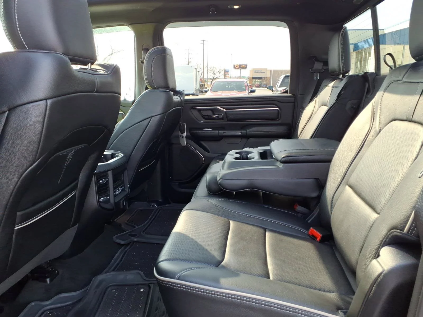 Used 2024 Granite Crystal Metallic Clearcoat Ram Limited image 25