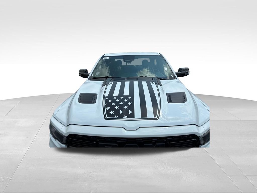 New 2026 Bright White Clear-Coat Exterior Paint RAM Big Horn/Lone Star image 8