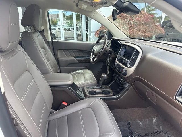 Used 2021 White GMC Denali image 29