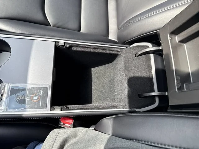 Used 2022 Black Tesla Long Range image 25