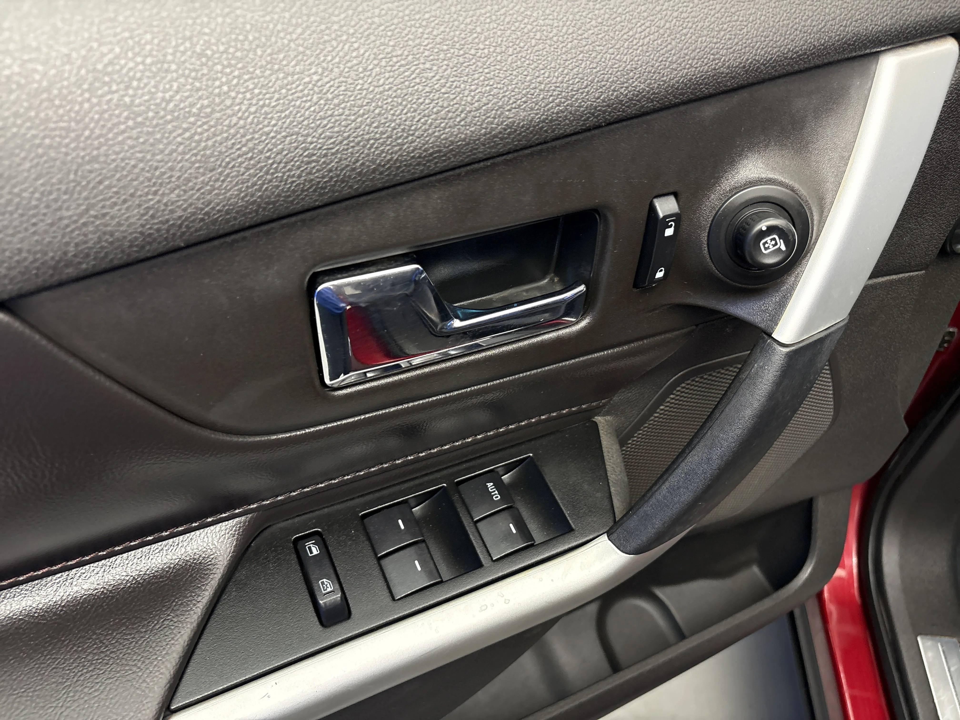 Used 2013 Ruby Red Metallic Ford Limited image 10