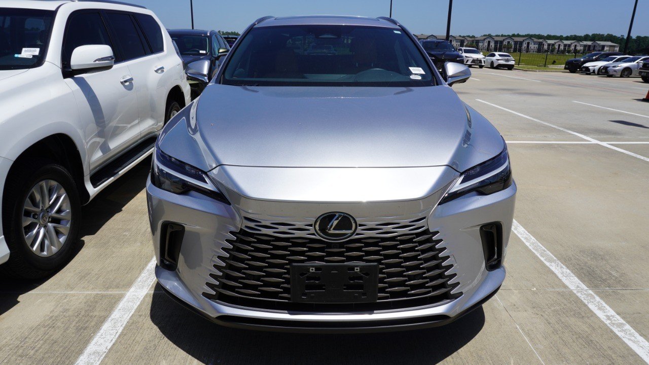 Used 2025 Silver Lexus RX 350 image 2