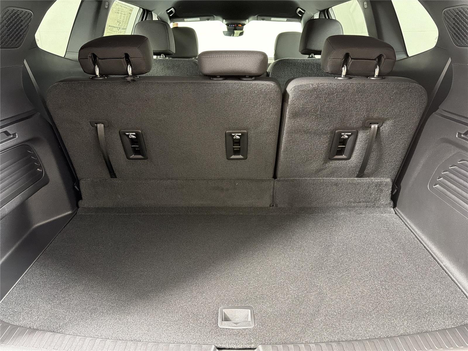 2026 GMC Acadia Elevation - Photo 17