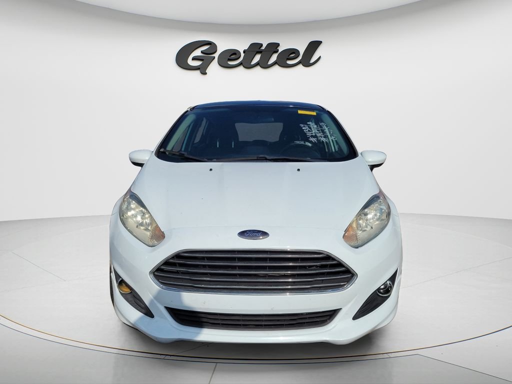 Used 2019 White Ford SE image 2