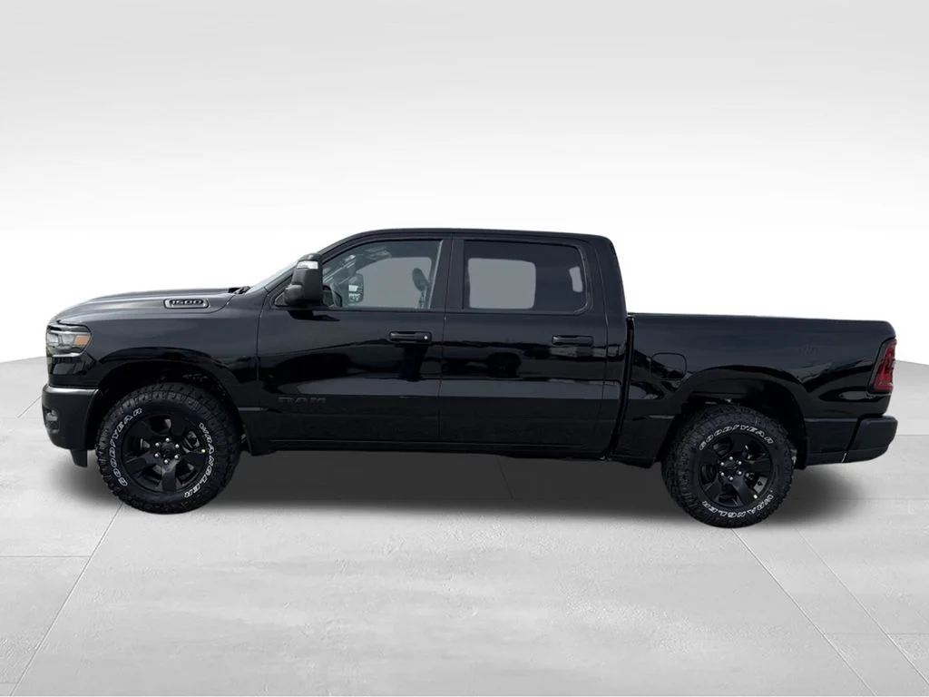 New 2026 Diamond Black Crystal Pearl-Coat Exterior Paint RAM Warlock image 3