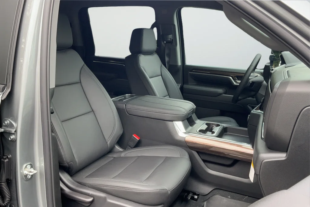 New 2026 Sterling Gray Metallic Chevrolet LT image 17