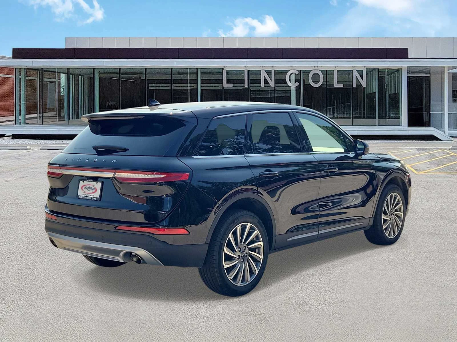 Used 2025 Black Lincoln Reserve image 3