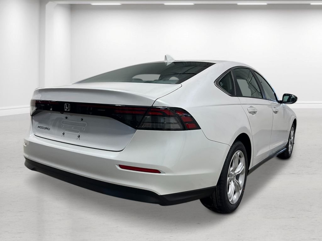 New 2026 Platinum White Pearl Honda LX image 6