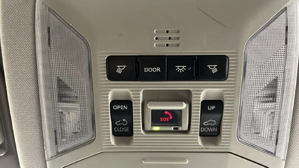 Used 2020 Green Toyota XLE image 34