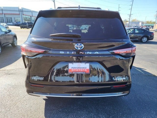 Used 2025 Midnight Black Metallic Toyota Platinum image 5