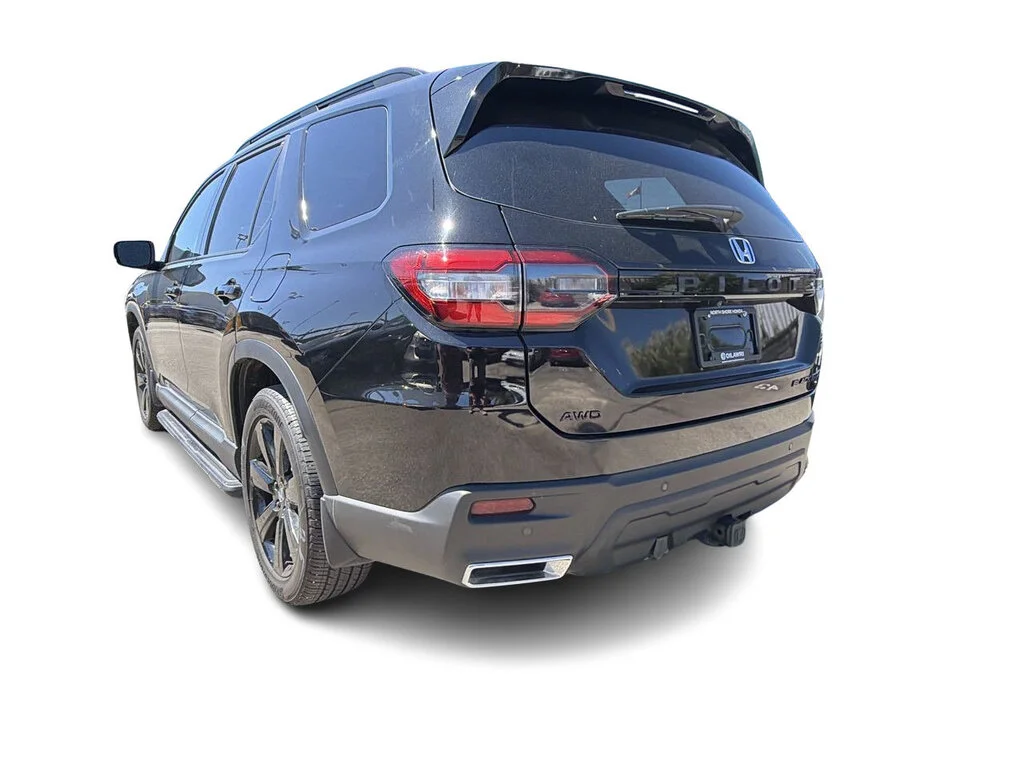 Used 2024 Crystal Black Pearl Honda Black Edition AWD Certified Pre-Owned   One Owner image 10