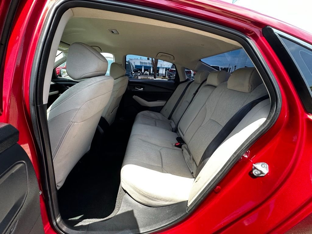 Used 2023 Red Honda LX image 21