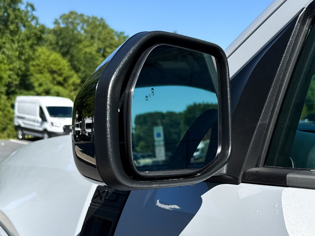 New 2026 Space White Metallic Ford XLT image 24