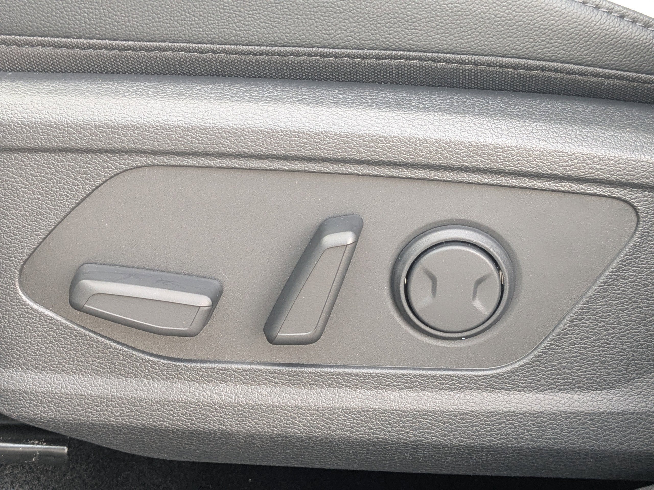 New 2026 Ebony Black Kia EX image 27