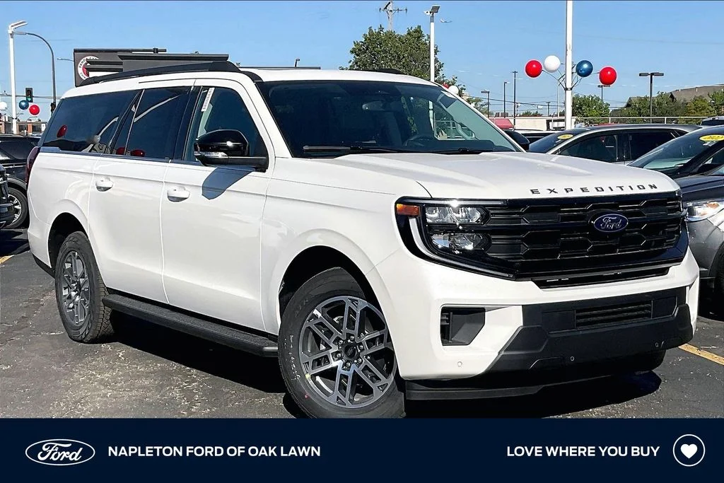 2026 Ford Expedition Active MAX 4x4's photo
