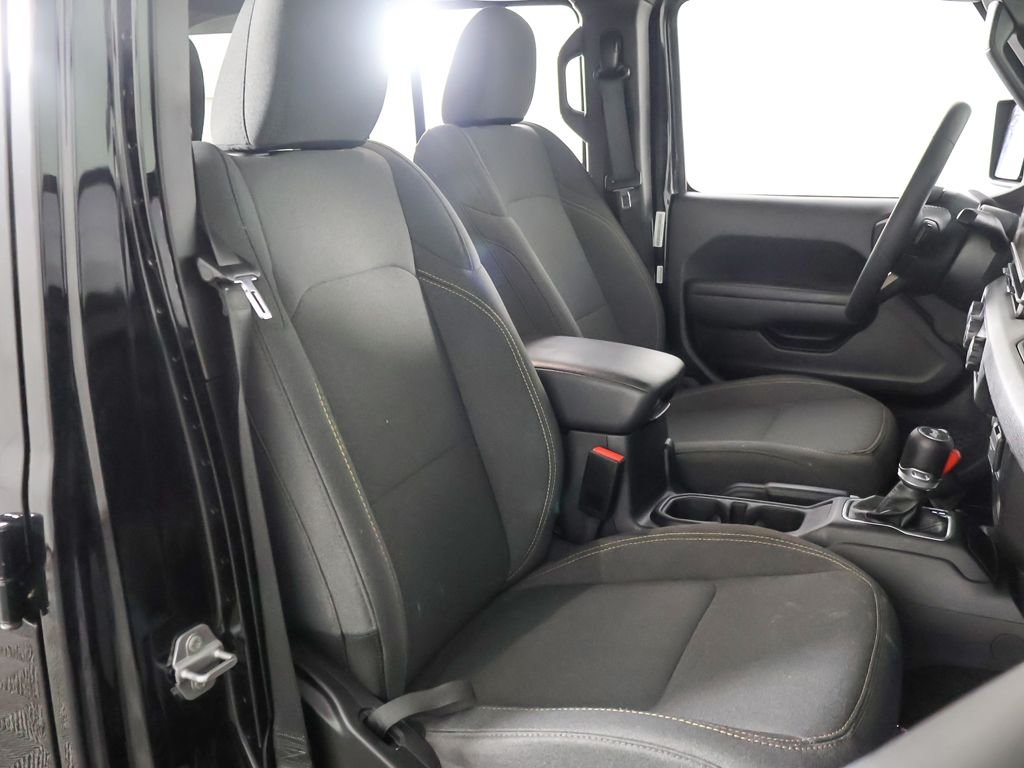 Used 2025 Black Jeep Sport S image 27