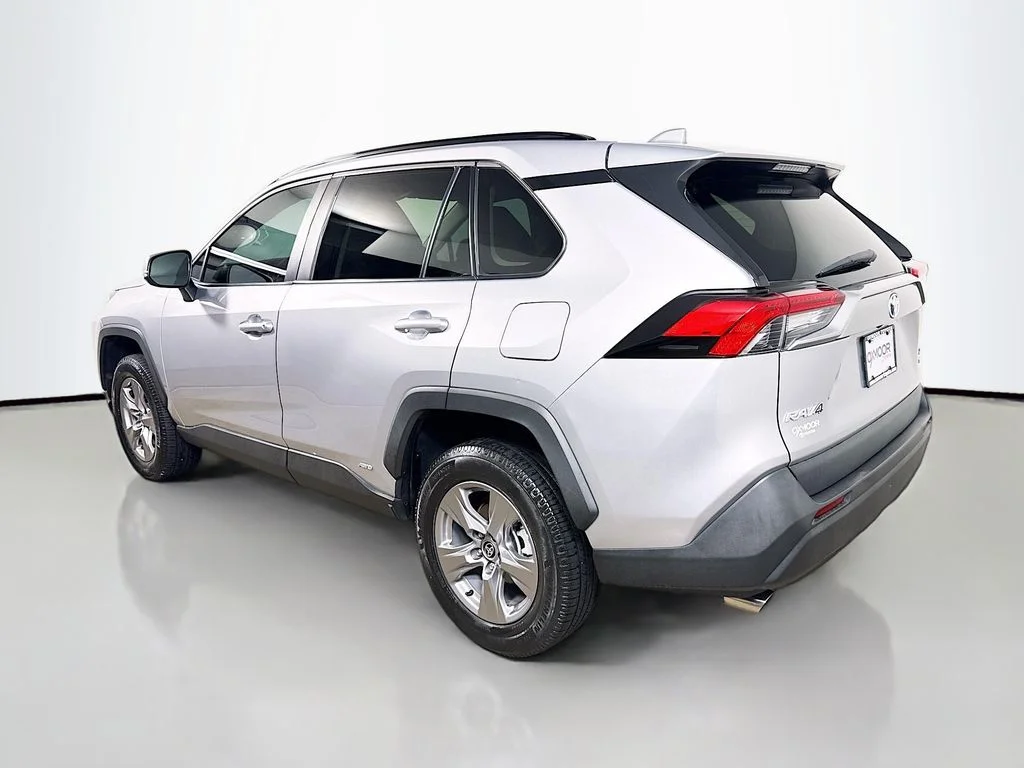 Certified Used 2022 Silver Sky Metallic Toyota Hybrid XLE image 5