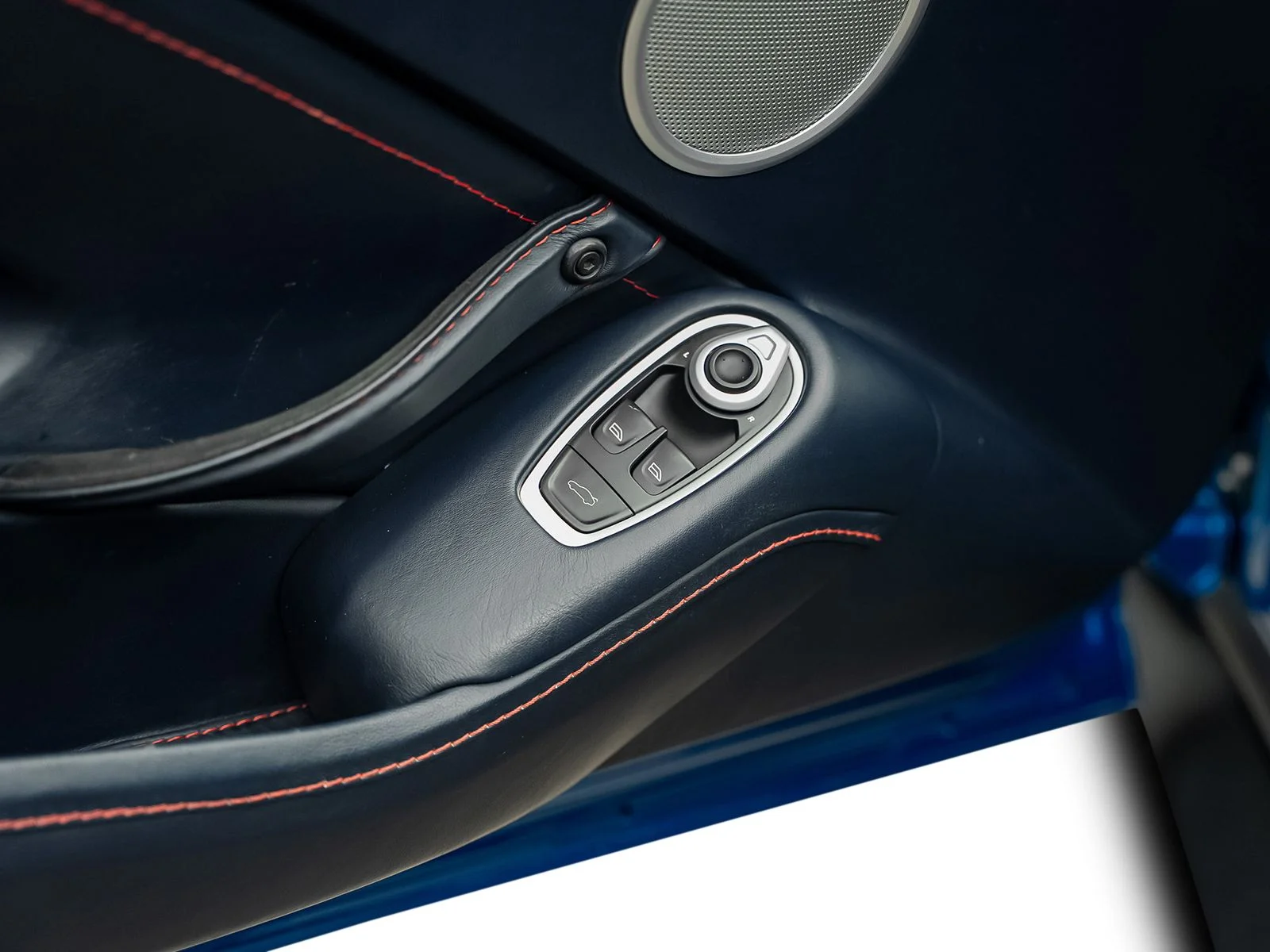 Used 2020 Blue Aston Martin Base image 62