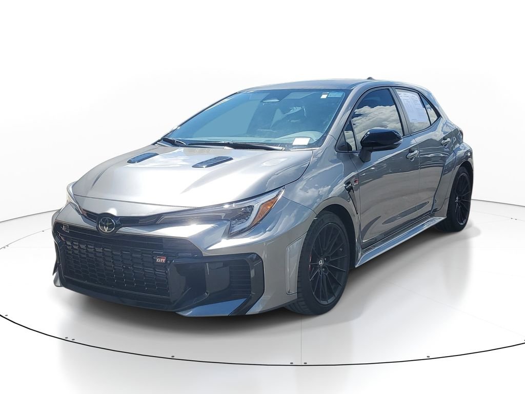 Used 2025  Toyota Premium Plus image 4