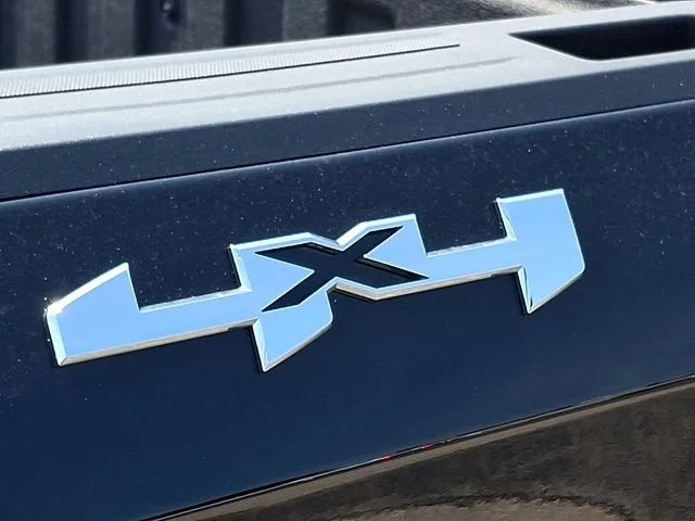 New 2026 Onyx Black GMC Elevation image 23