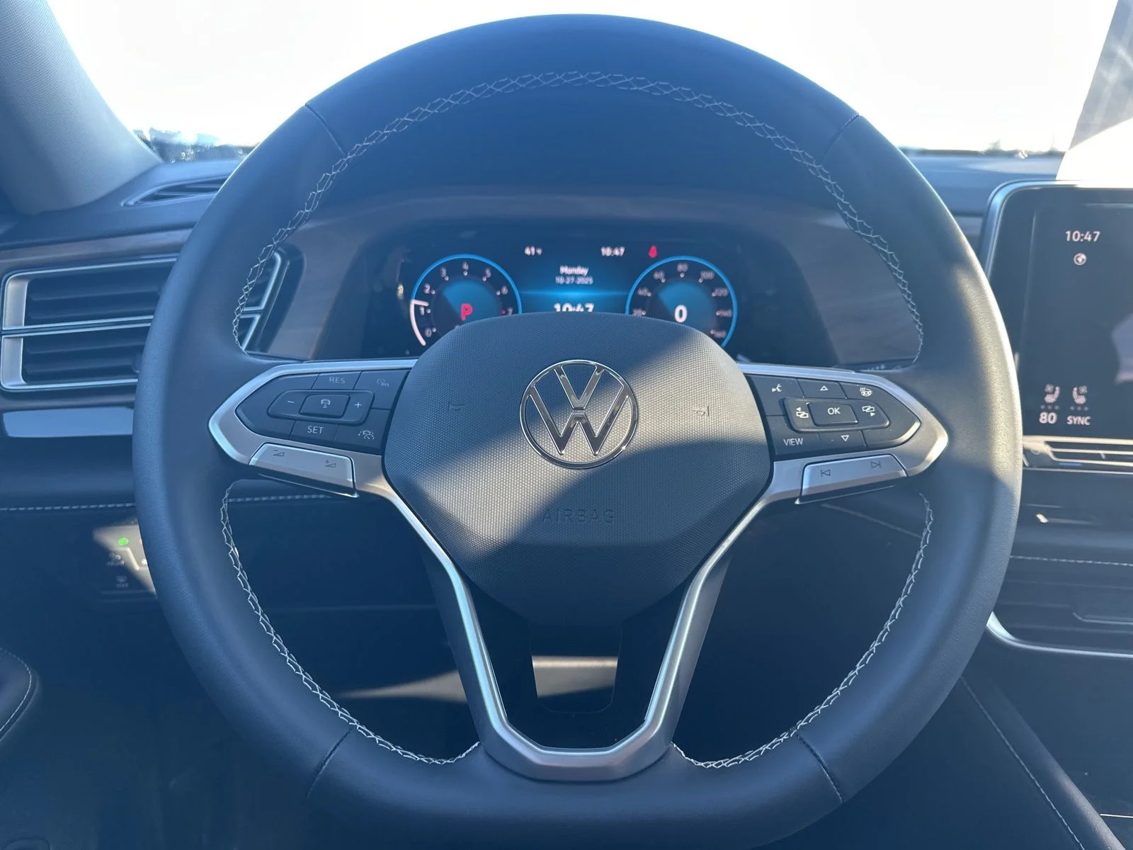 2026 Volkswagen Atlas SE w/Tech - Photo 15
