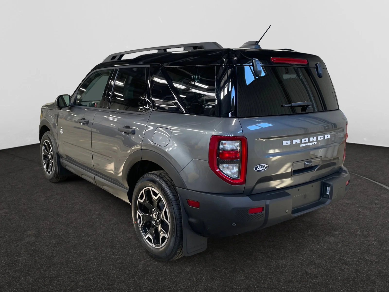 New 2026 Carbonized Grey Metallic Ford Outer Banks image 3