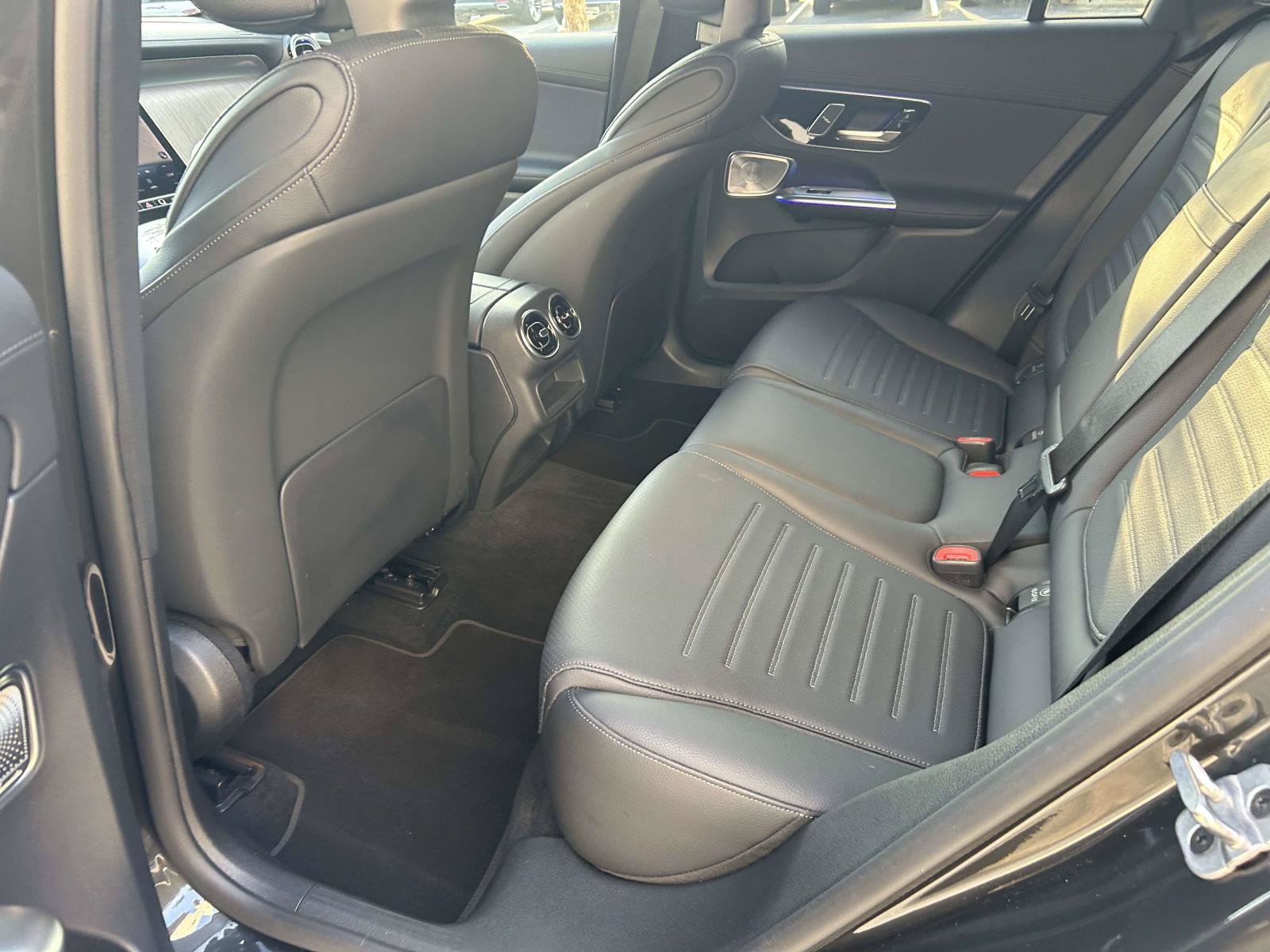 Certified Used 2025 Graphite Grey Metallic Mercedes-Benz GLC 350e 4MATIC® SUV image 39