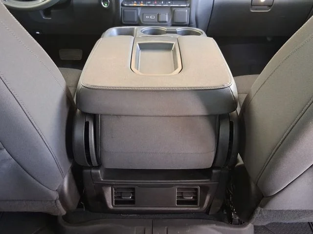 Used 2023 White Chevrolet Custom image 22