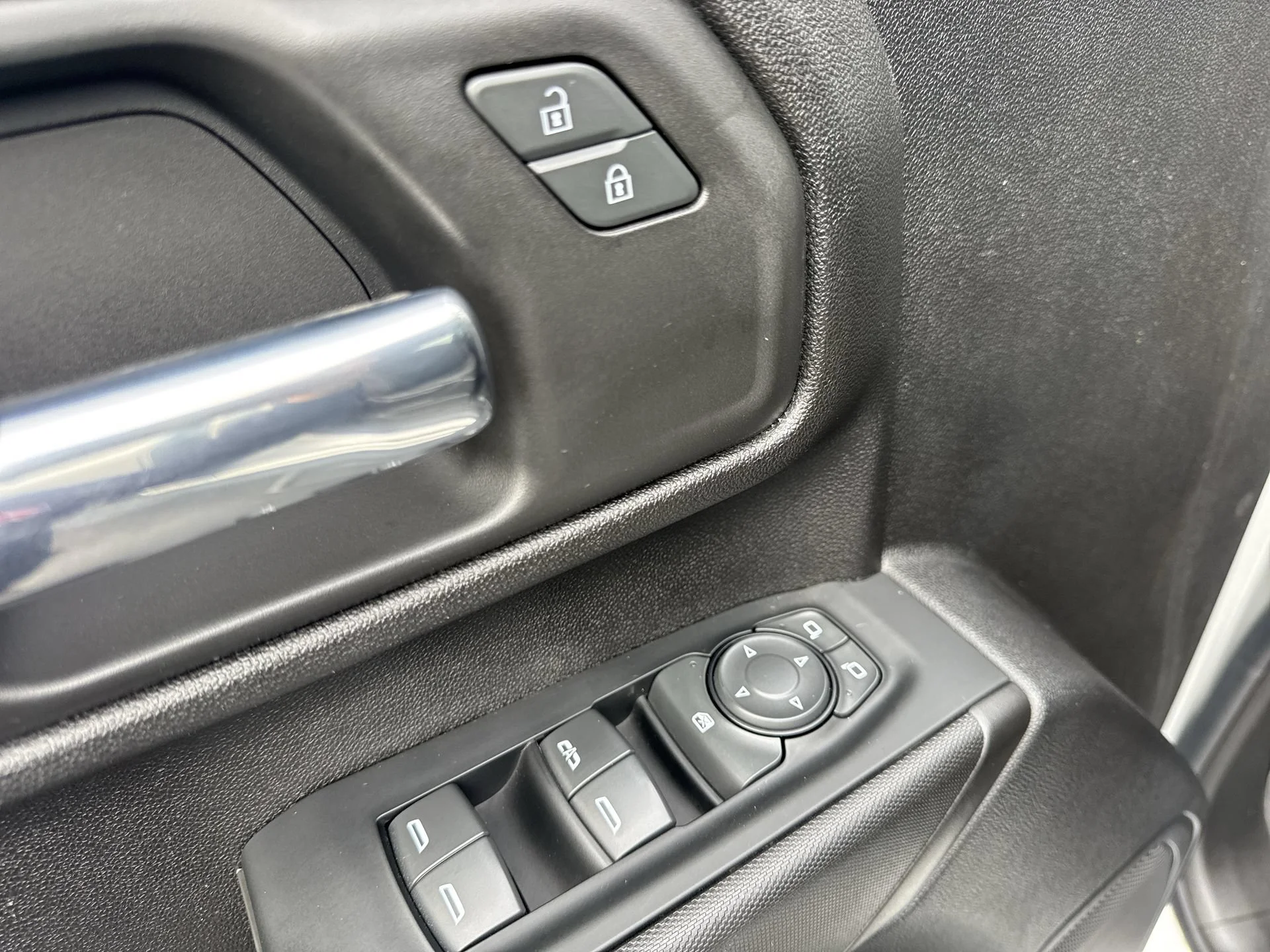 2023 Chevrolet Silverado 2500HD Custom - Photo 13