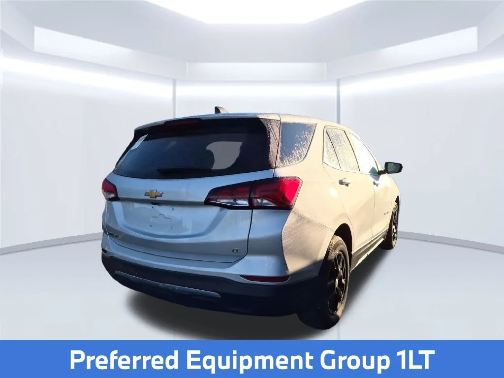 Used 2022 Silver Chevrolet LT image 4