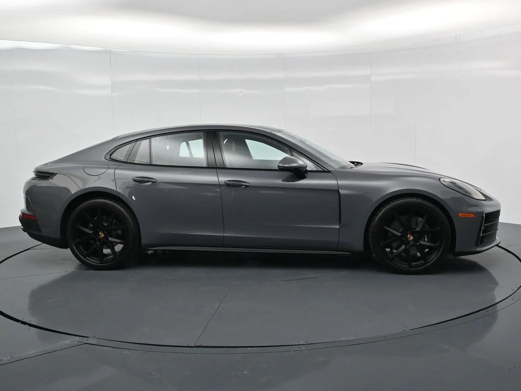 2026 Porsche Panamera Base - Photo 8