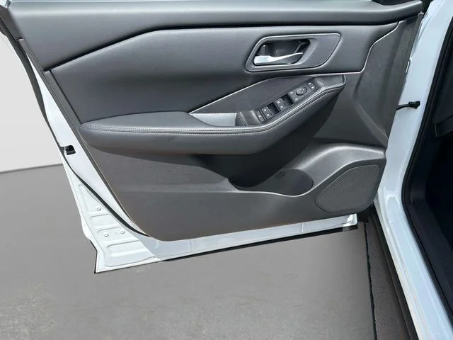 New 2026 White Nissan SV image 17