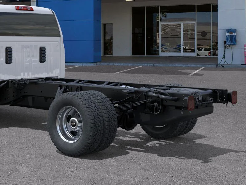 New 2026 Summit White Chevrolet Work Truck image 14
