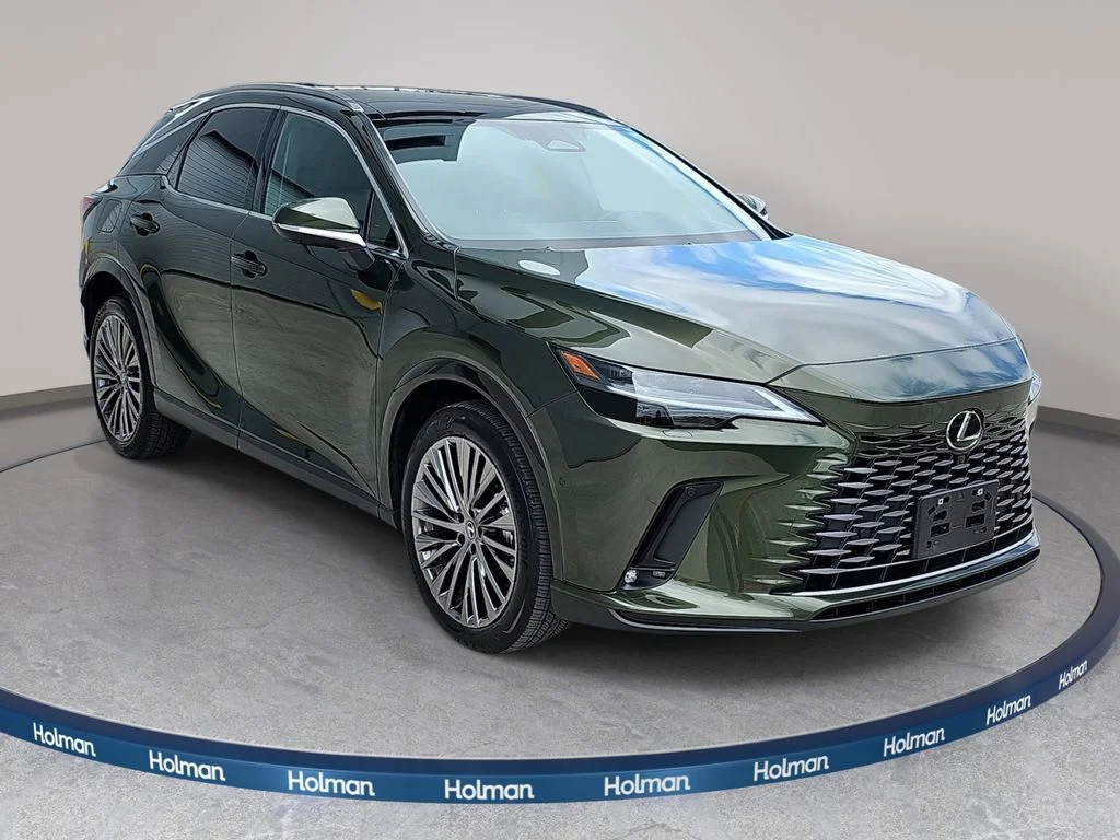 Used 2025 Green Lexus 450h+ Luxury image 4