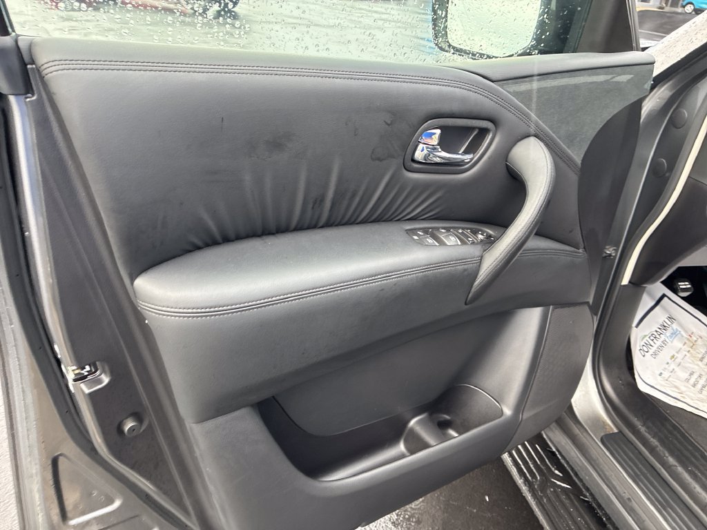Used 2023 Gray Nissan SV image 12