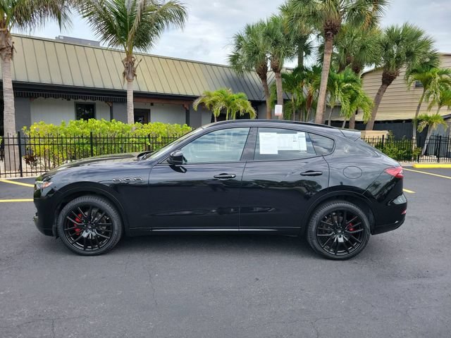 Used 2019 Nero Maserati Base image 10