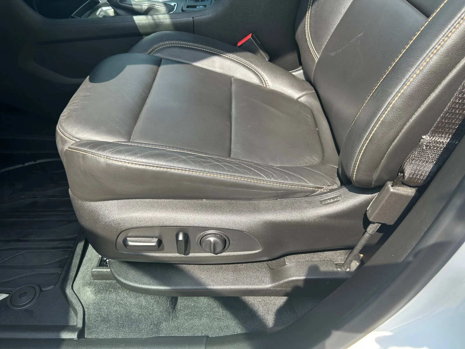 Used 2021 White Chevrolet LT True North AWD image 15