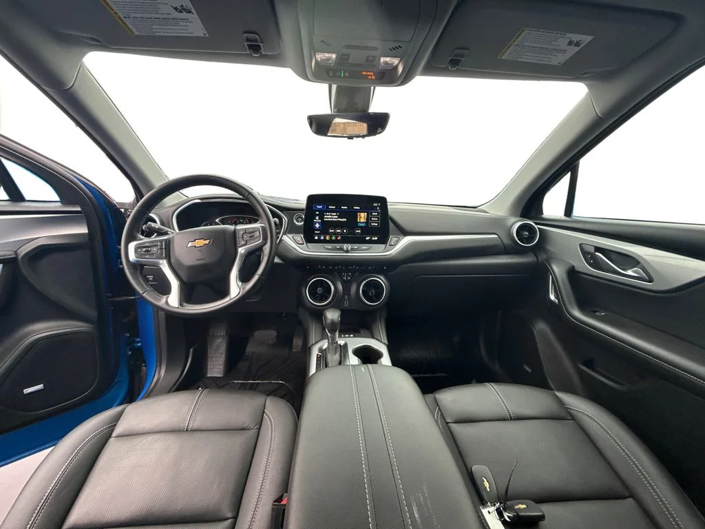 Used 2024 Riptide Blue Chevrolet LT image 9